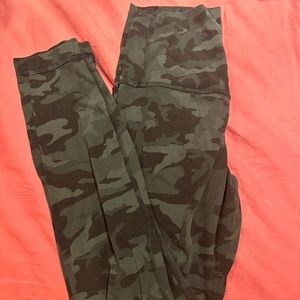 Lululemon camo leggings